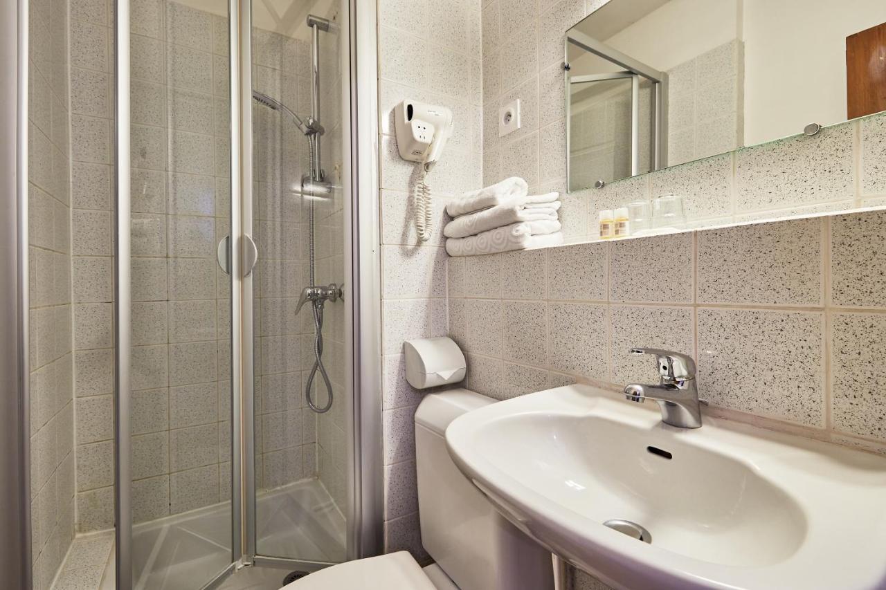 Hotel Saint Etienne Кан Екстер'єр фото